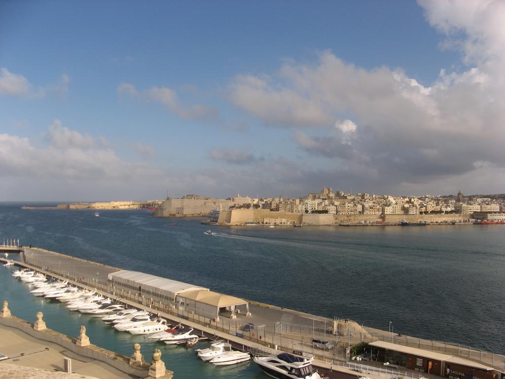 Appartamento Valletta Gateway Maisonette Esterno foto