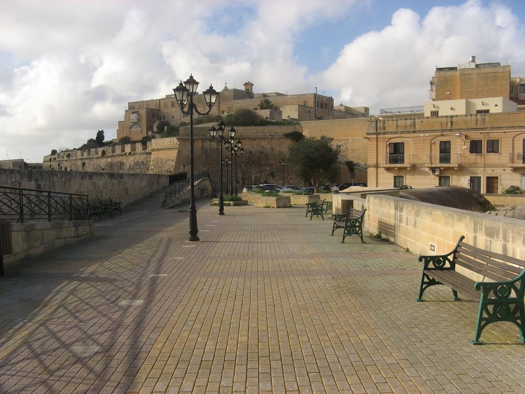 Appartamento Valletta Gateway Maisonette Esterno foto