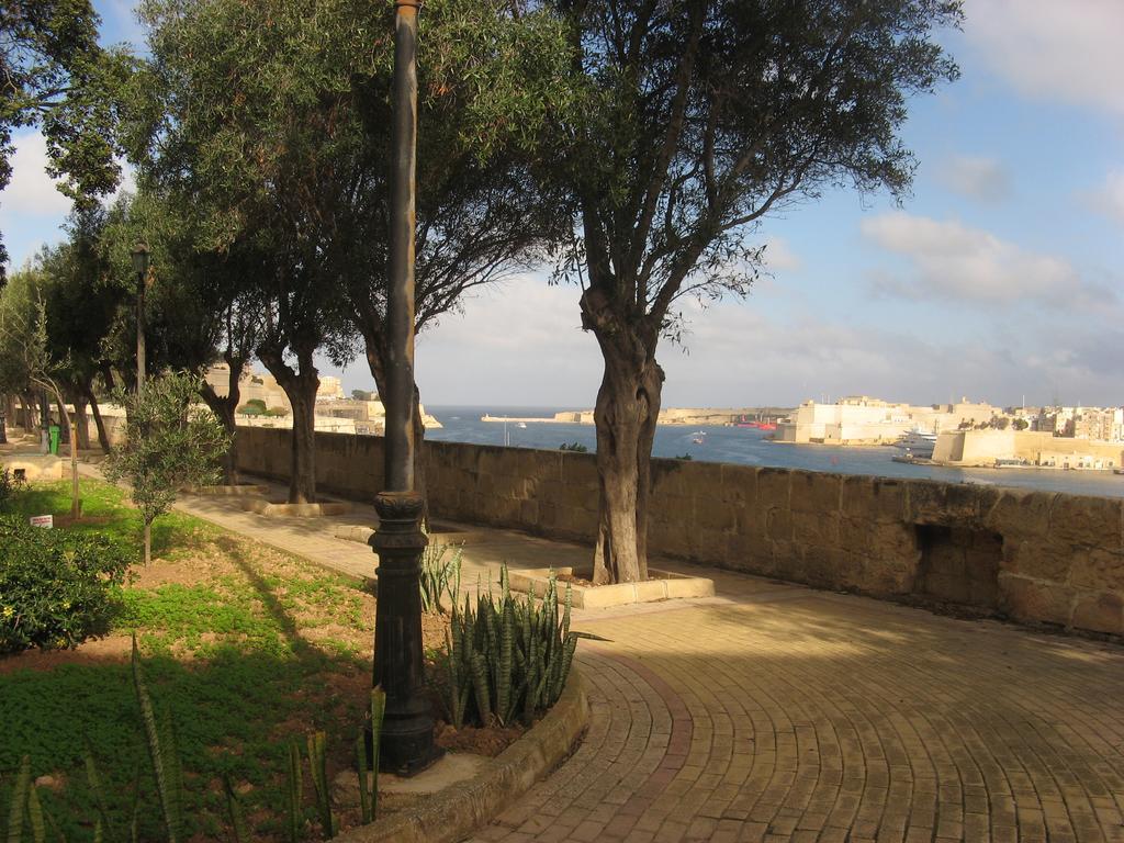 Appartamento Valletta Gateway Maisonette Esterno foto